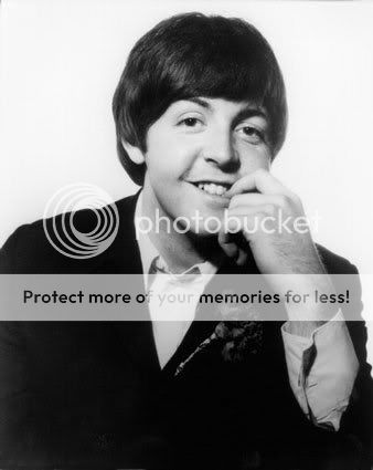 Paul-McCartney-Photograph-C12106557.jpg
