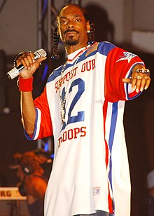 220px-Snoop_Dogg_Hawaii.jpg