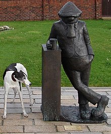 220px-Andy_Capp_Statue_-_geograph.org.uk_-_700196.jpg